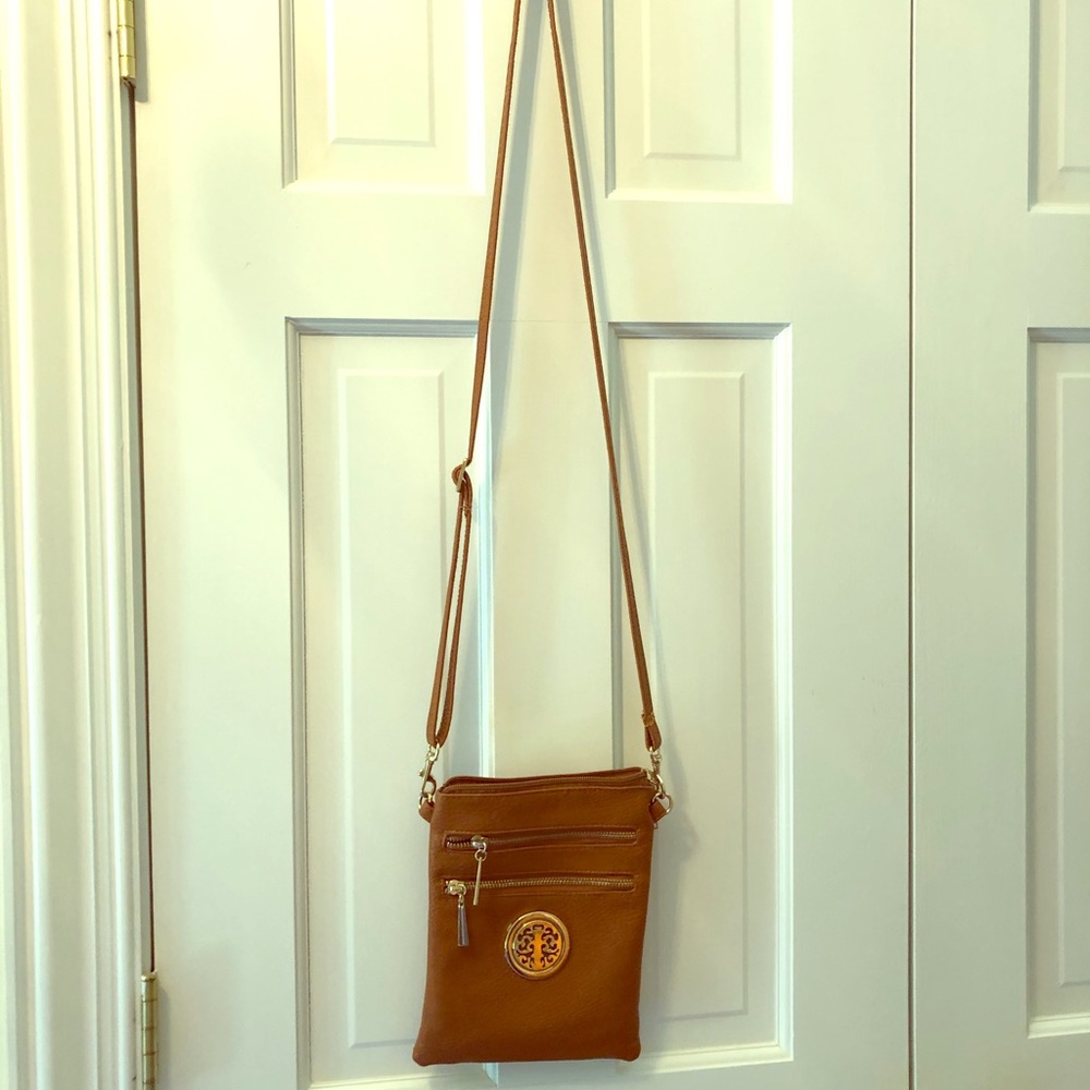 Crossbody bag